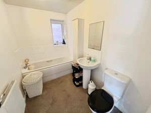 BATHROOM- click for photo gallery